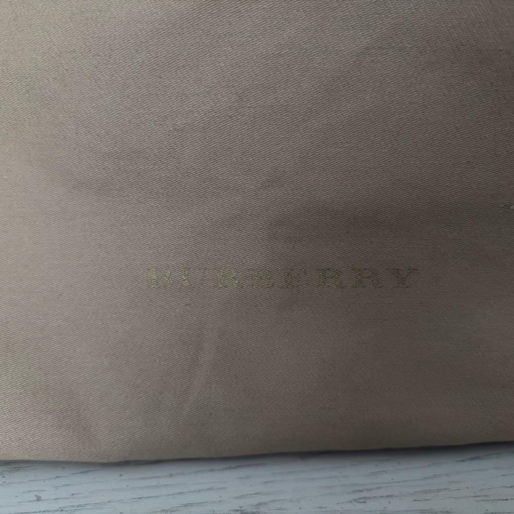 Burberry Checkered Shoulder Bag - Picture 3 of 10